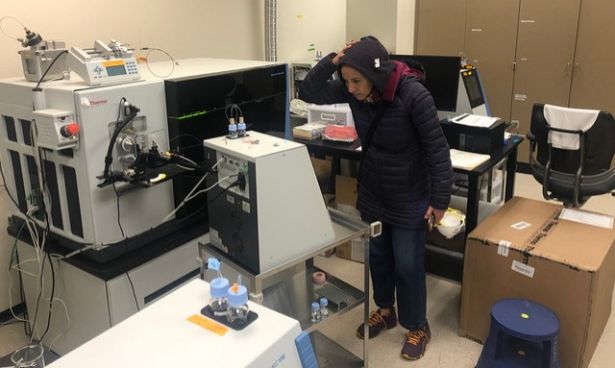 Fabius in lab.